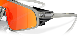 Oakley Sunglass _ Latch™ Panel 0OO9404