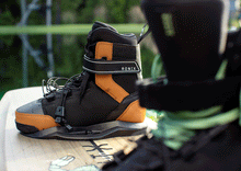 Load image into Gallery viewer, RONIX BOOTS - DIPLOMAT EXP - INTUITION (2024) - Black / Gum Rubber
