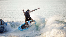 Load image into Gallery viewer, RONIX WAKESURF - FLYWEIGHT PRO - DNA (2024)- Frosted Marine / Carbon - w/ Bag
