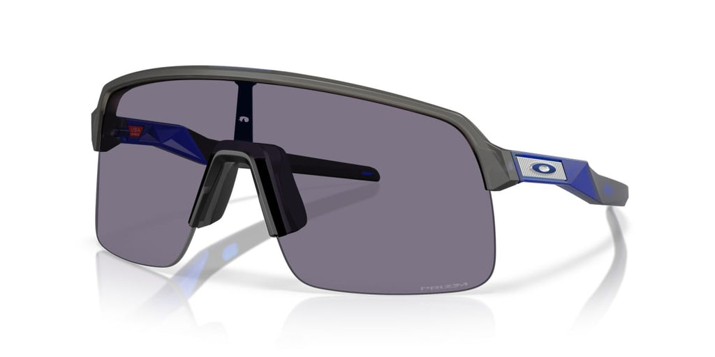 Oakley Sunglass _ Sutro Lite 0OO9463