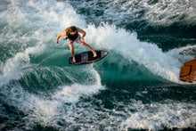 Load image into Gallery viewer, RONIX WAKESURF BOARDS - H.O.M.E CARBON PRO - M50 - BELLE CHROME
